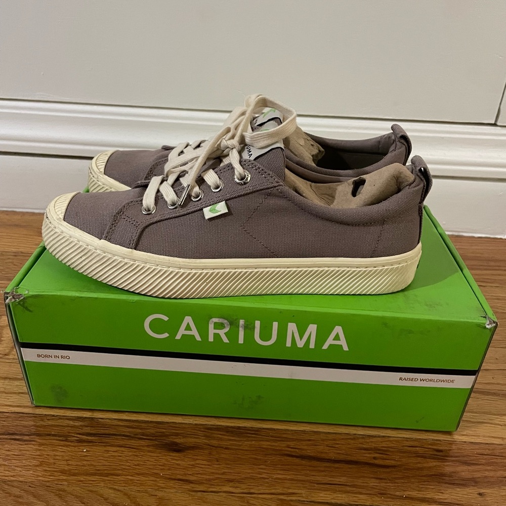 Cariuma gray sneakers - 8.5